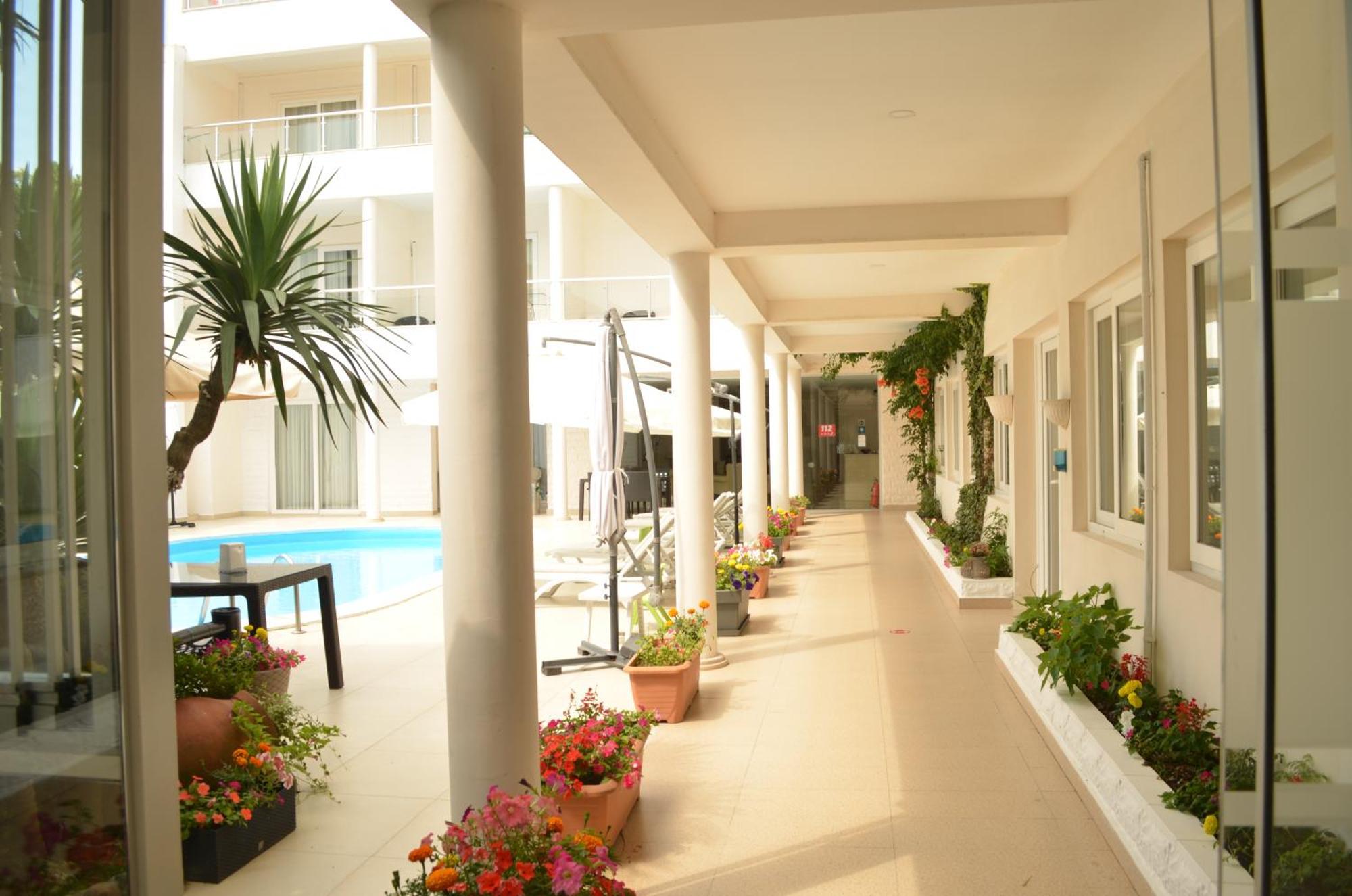 Kobuleti Beach Club Экстерьер фото